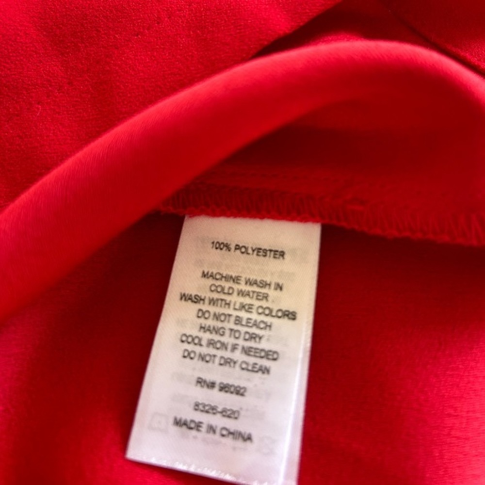 NWT Carolina Belle Montreal Long Sleeve V-Neck Red Holiday/Christmas Blouse M - Picture 5 of 5